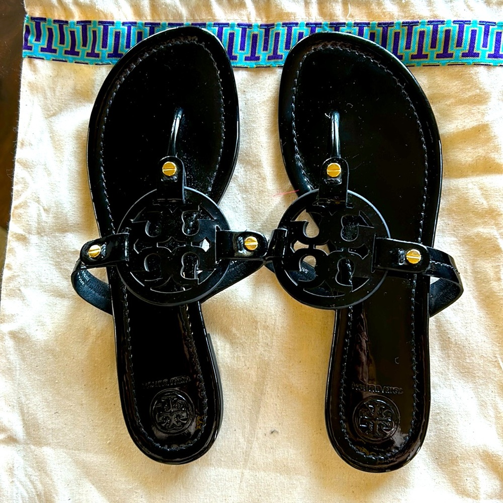 Miller Sandal Tory Burch black patent…only wore once great condition!